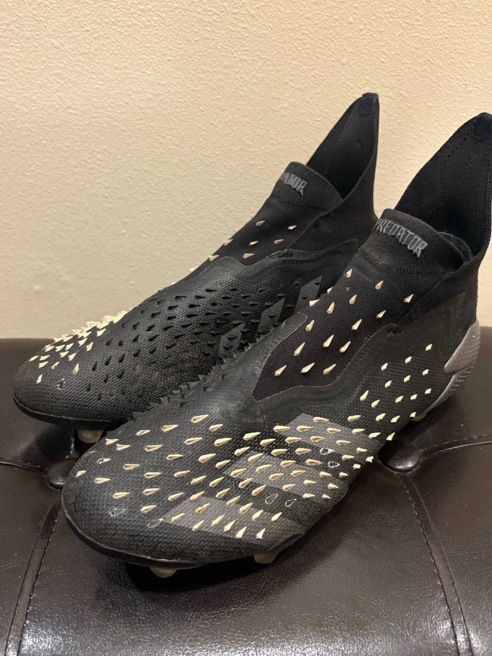 Adidas Predator Freak Dragonskin soccer cleats, size 8, good condition